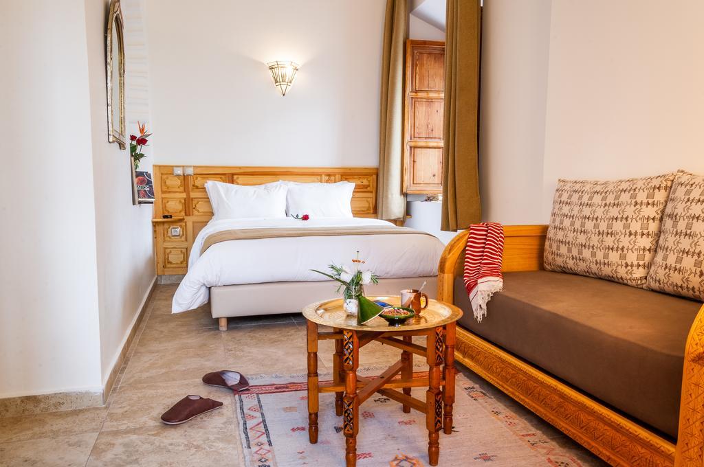 Riad Sougtani Tazrou Экстерьер фото