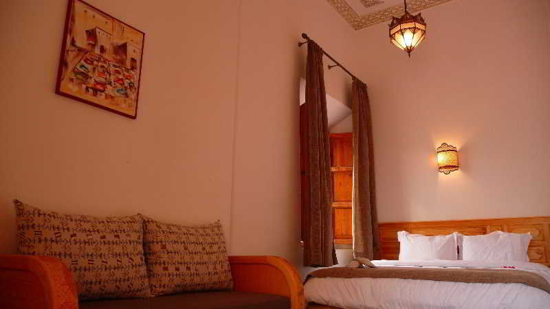 Riad Sougtani Tazrou Экстерьер фото